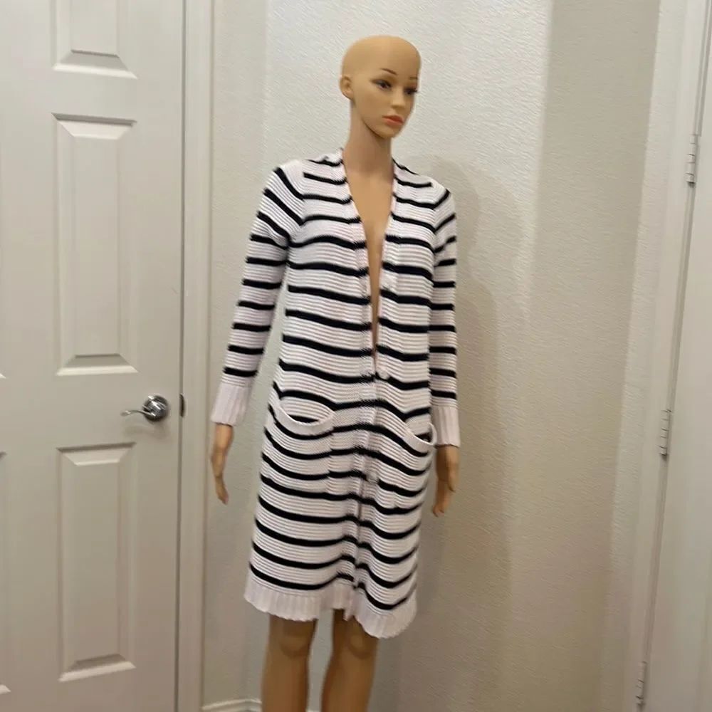 Reaction Kenneth Cole Sweater Black White Stripe Button Front Pockets 💯% Cotton